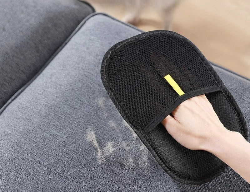 FurSweep Glove